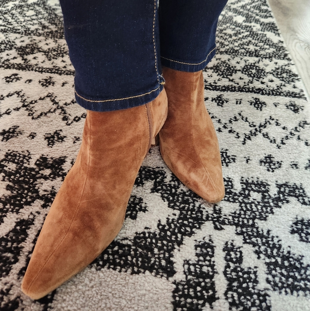 Steve Madden Tan Ankle Boots